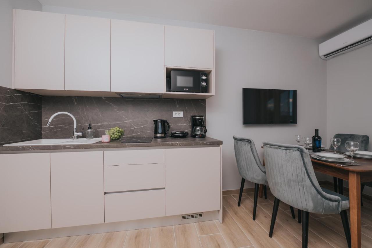 Apartments Virgine Maria I Baska  Ngoại thất bức ảnh