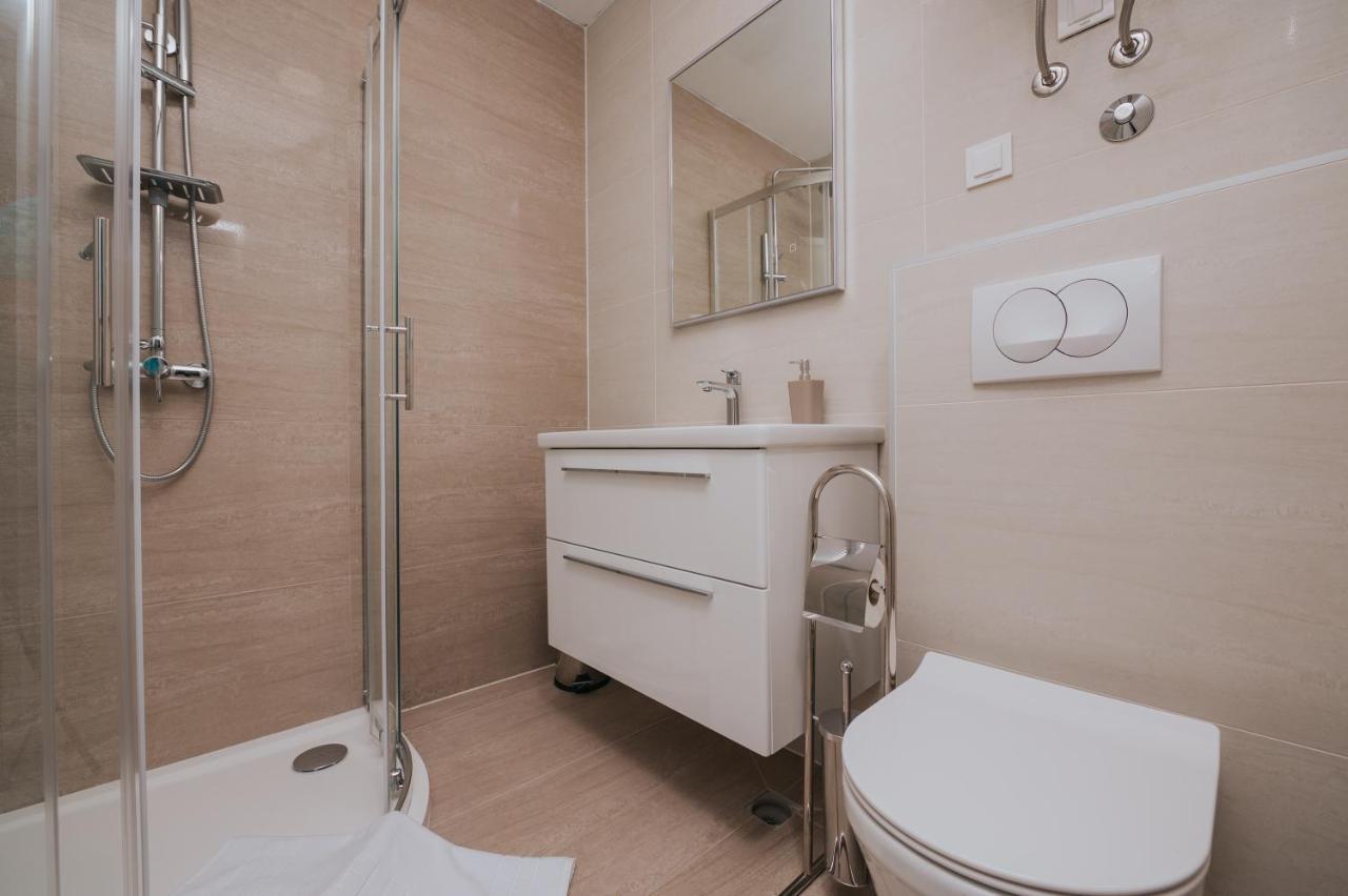 Apartments Virgine Maria I Baska  Ngoại thất bức ảnh