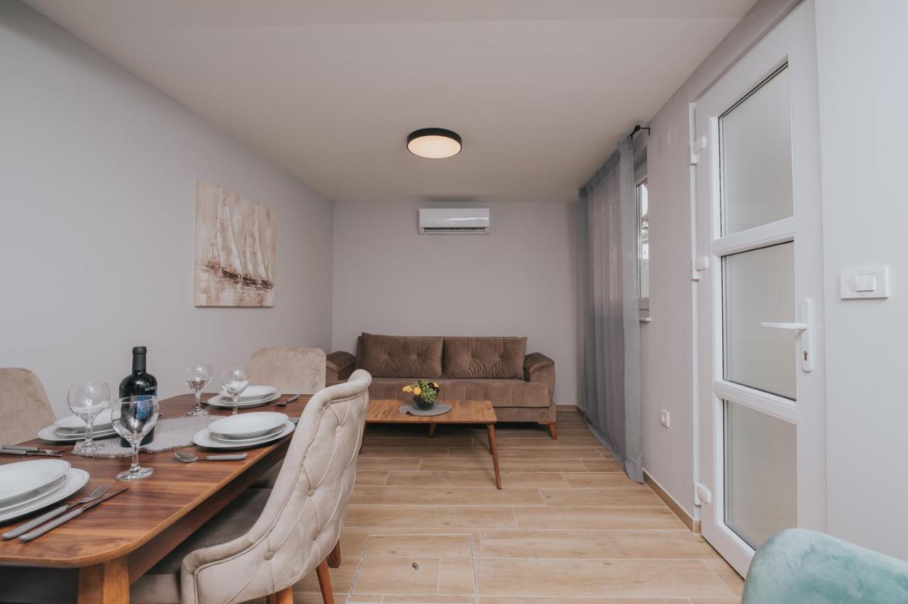 Apartments Virgine Maria I Baska  Ngoại thất bức ảnh