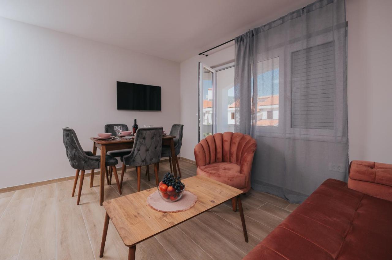 Apartments Virgine Maria I Baska  Ngoại thất bức ảnh