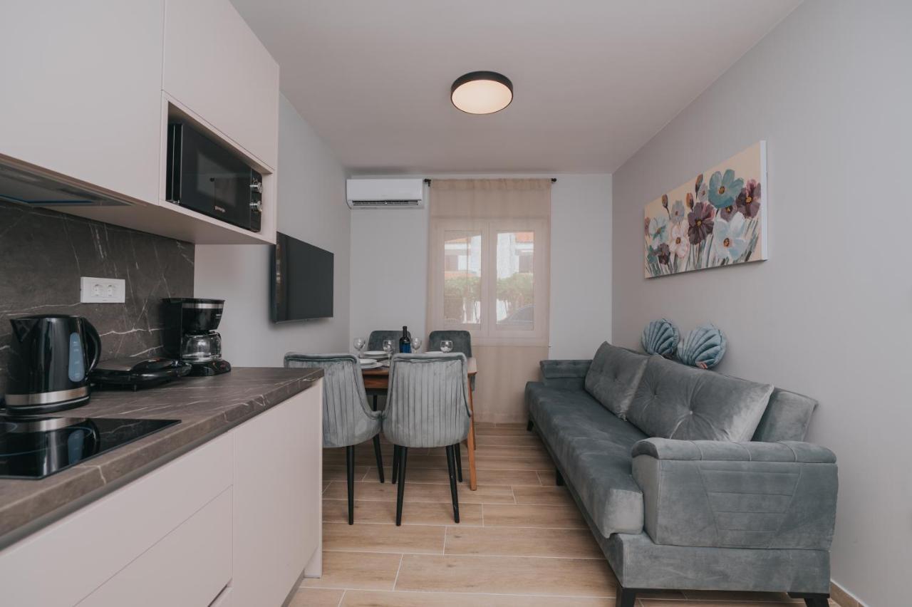 Apartments Virgine Maria I Baska  Ngoại thất bức ảnh